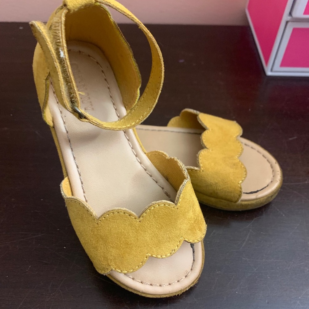 Girls sandals